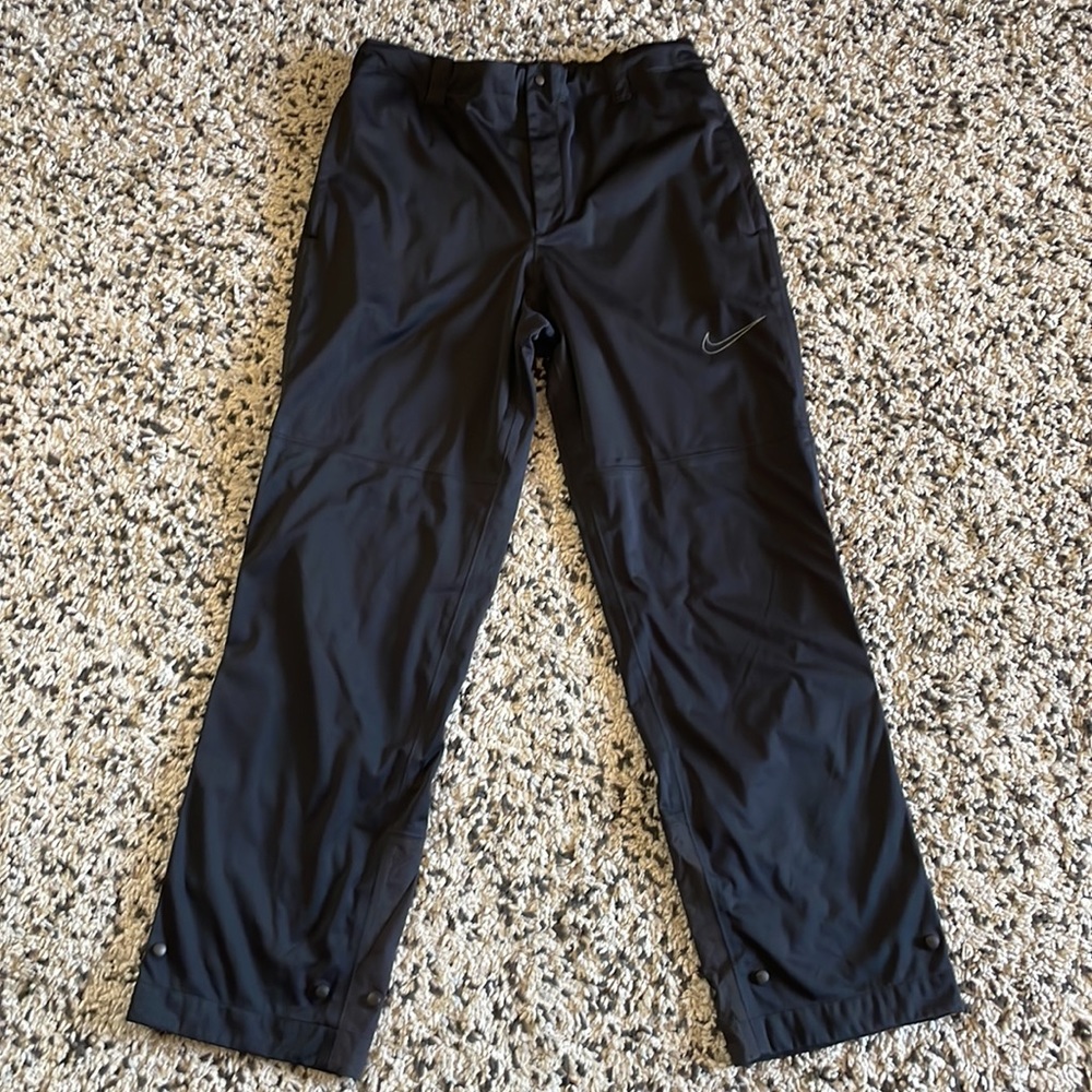 Nike Golf Athletic Storm-Fit Waterproof Pants—Medium, Black